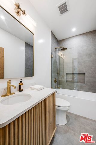 328 Westbourne Drive, West Hollywood, CA 90048