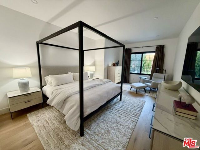 328 Westbourne Drive, West Hollywood, CA 90048
