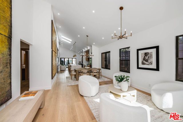 328 Westbourne Drive, West Hollywood, CA 90048