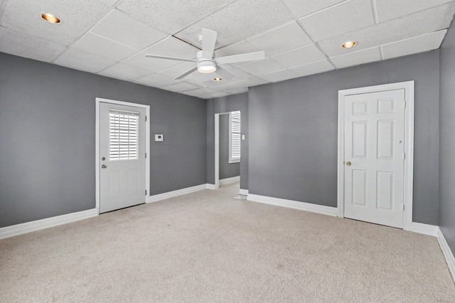 130 4th Avenue, Dayton, KY 41074
