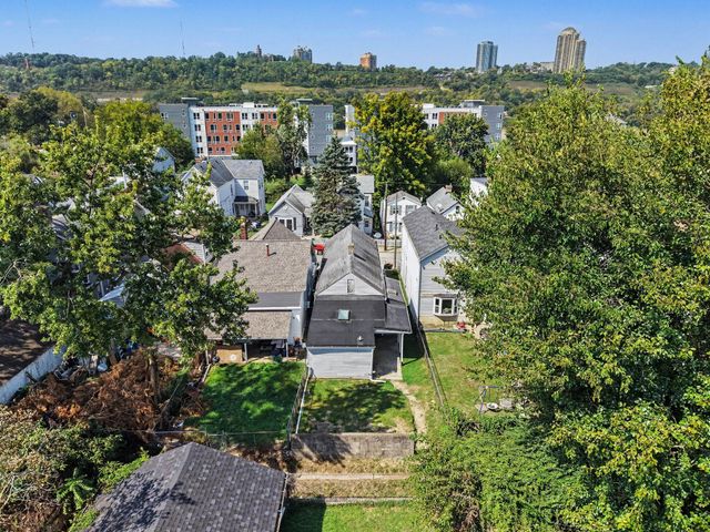 130 4th Avenue, Dayton, KY 41074