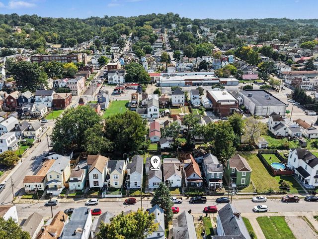 130 4th Avenue, Dayton, KY 41074