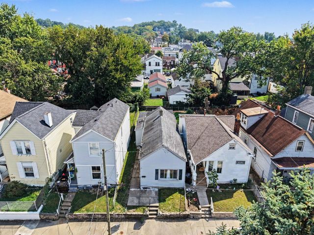 130 4th Avenue, Dayton, KY 41074