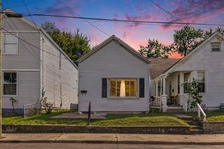 130 4th Avenue, Dayton, KY 41074