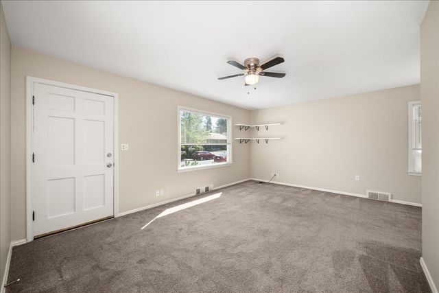 1317 E 33rd Ave, Spokane, WA 99203