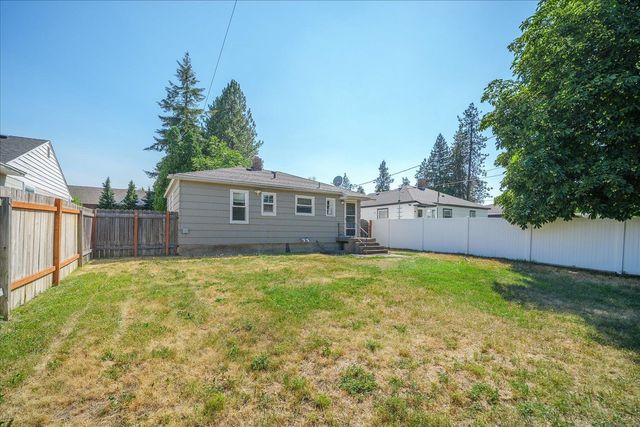 1317 E 33rd Ave, Spokane, WA 99203