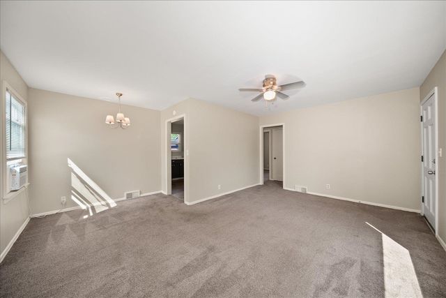 1317 E 33rd Ave, Spokane, WA 99203