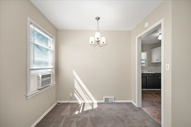 1317 E 33rd Ave, Spokane, WA 99203