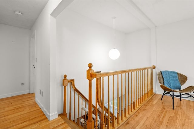 75 Pilgrim Ave, Wareham, MA 02571