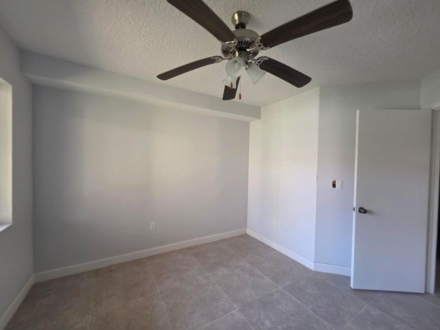 5951 REGAL GLEN Drive 104, Boynton Beach, FL 33437