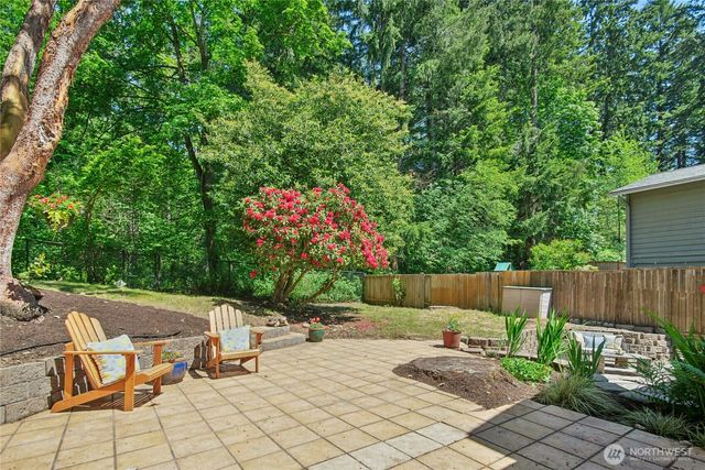 7814 NE 135th Place, Kirkland, WA 98034