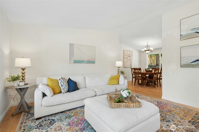 7814 NE 135th Place, Kirkland, WA 98034
