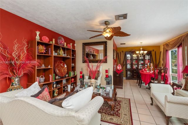 15244 SW 108th Ct, Miami, FL 33157