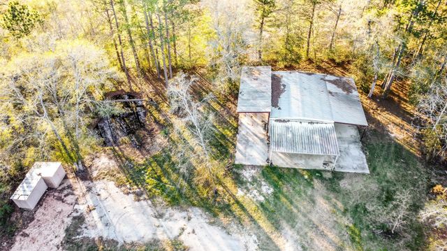 212 County Road 2202, Cleveland, TX 77327