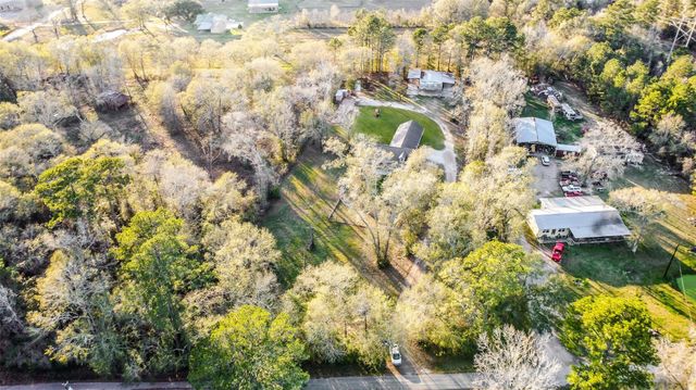 212 County Road 2202, Cleveland, TX 77327