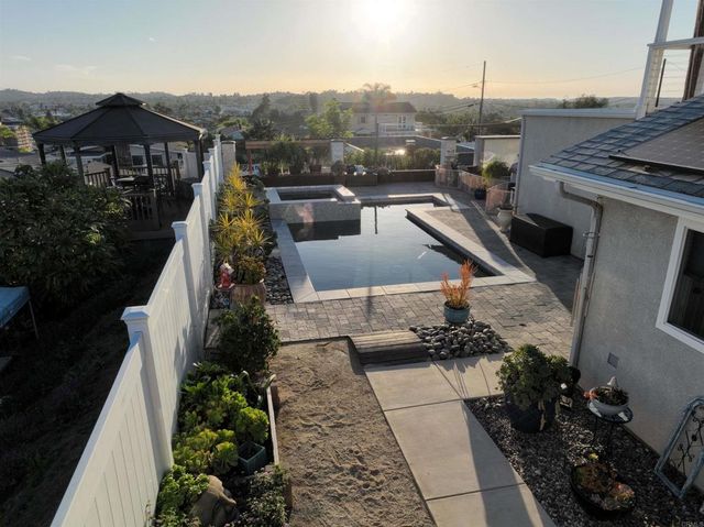 1659 Curry Comb Drive, San Marcos, CA 92069