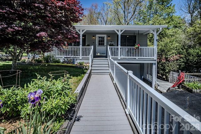 38 Rocky Meadows Road, Newland, NC 28657