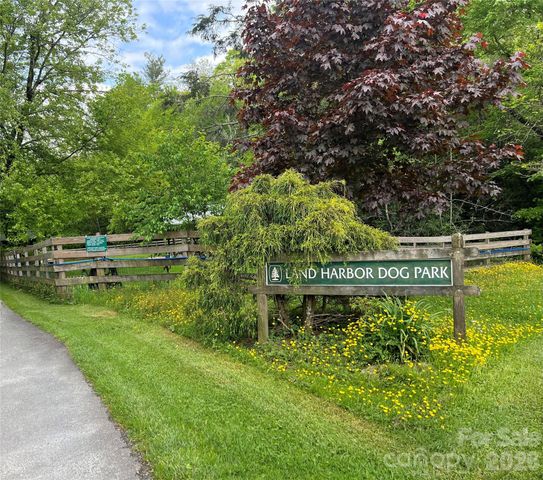 38 Rocky Meadows Road, Newland, NC 28657