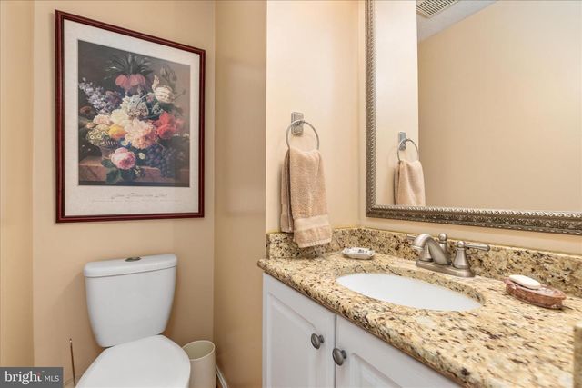 222 CAVALRY DR, Winchester, VA 22602