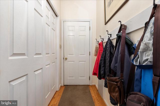 222 CAVALRY DR, Winchester, VA 22602
