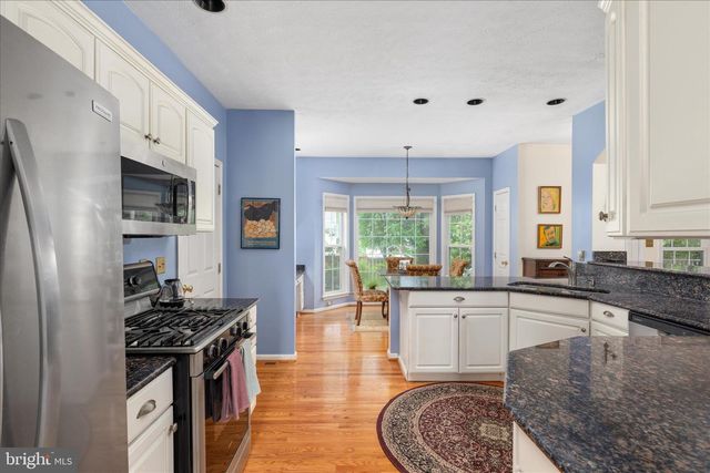 222 CAVALRY DR, Winchester, VA 22602