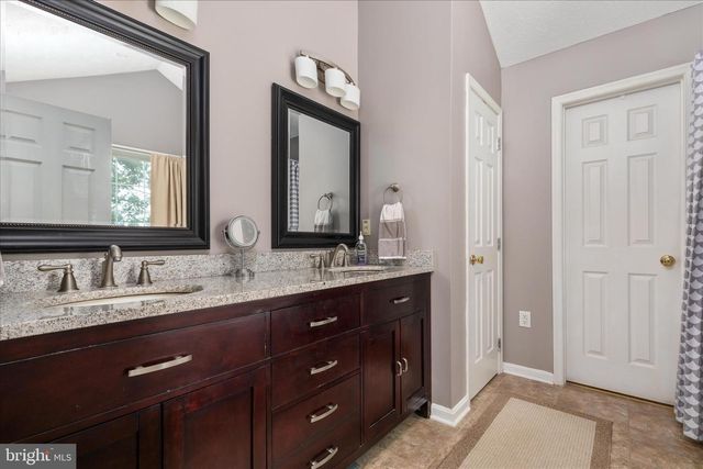 222 CAVALRY DR, Winchester, VA 22602