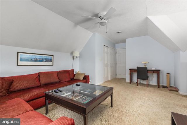 222 CAVALRY DR, Winchester, VA 22602