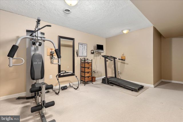 222 CAVALRY DR, Winchester, VA 22602