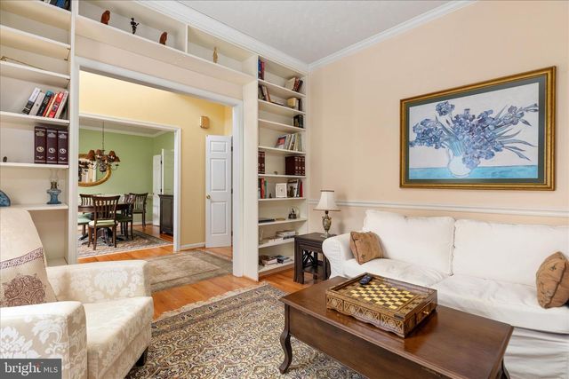 222 CAVALRY DR, Winchester, VA 22602