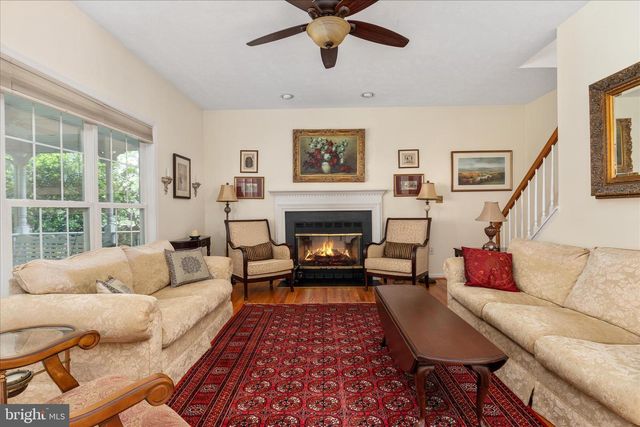 222 CAVALRY DR, Winchester, VA 22602