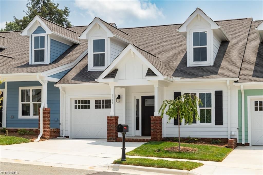 1739 OLD FIELDS Boulevard, Haw River, NC 27258