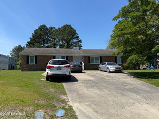 103 Mosby Circle A/B, Greenville, NC 27834