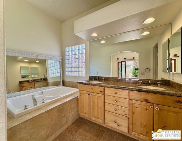 51220 Avenida Velasco, La Quinta, CA 92253