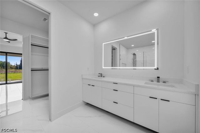 1618 Moore AVE, Lehigh Acres, FL 33972