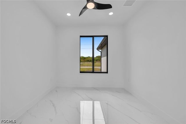 1618 Moore AVE, Lehigh Acres, FL 33972