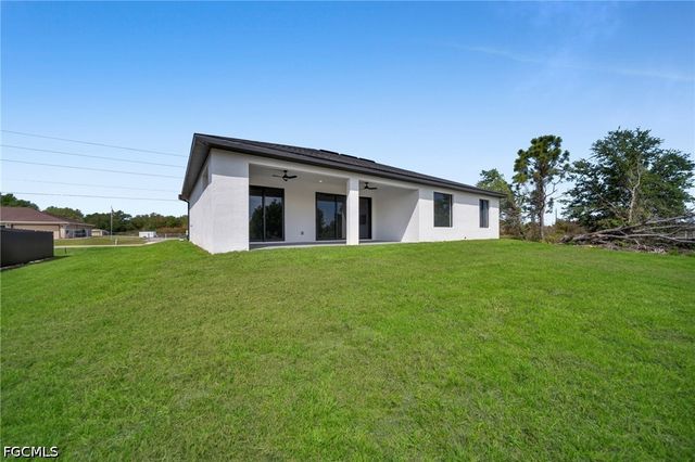 1618 Moore AVE, Lehigh Acres, FL 33972