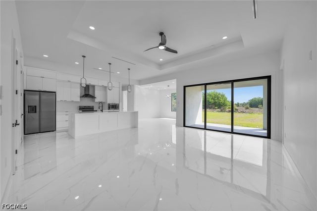 1618 Moore AVE, Lehigh Acres, FL 33972