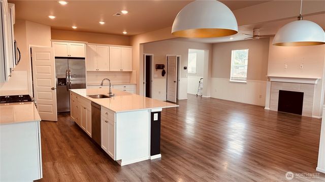 28400 83rd Drive NW, Stanwood, WA 98292