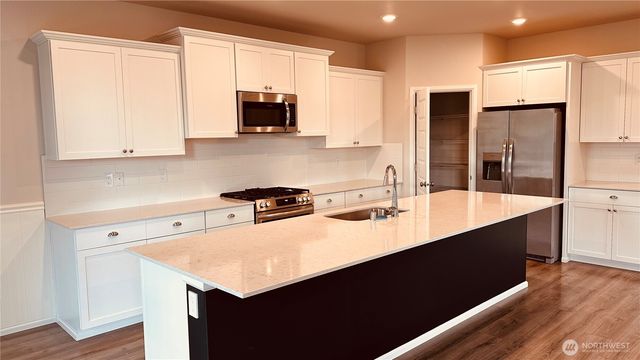 28400 83rd Drive NW, Stanwood, WA 98292