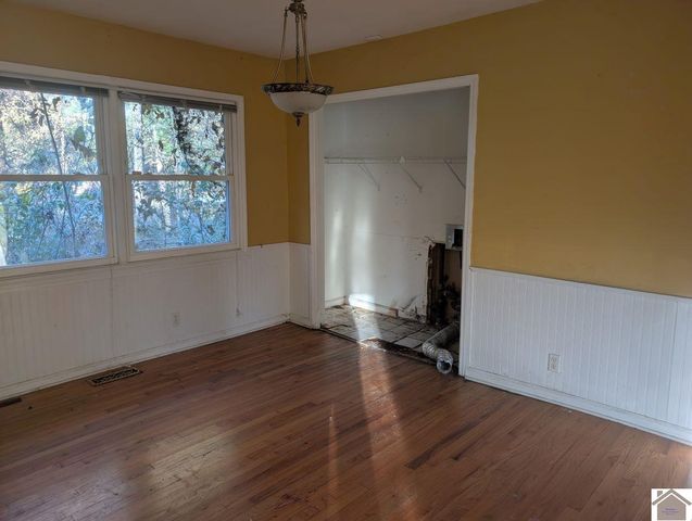 244 Longview Dr, Paducah, KY 42003