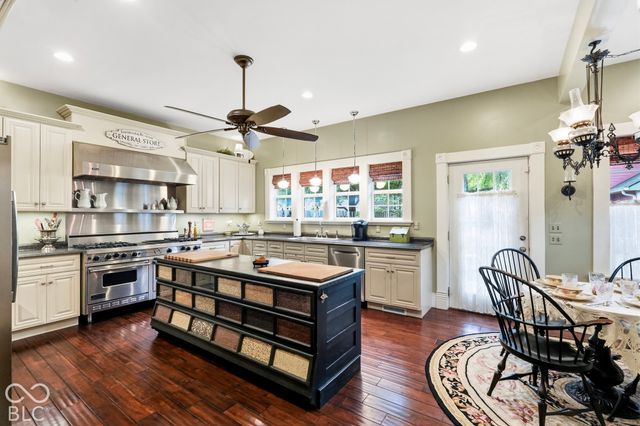 921 Greer, Indianapolis, IN 46203