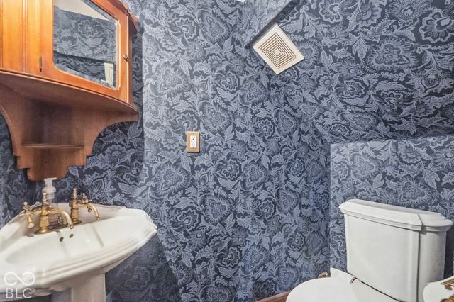 921 Greer, Indianapolis, IN 46203