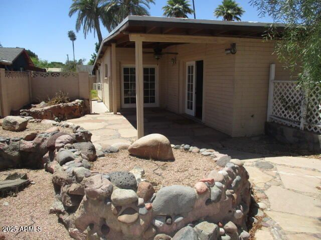 2021 S LA ROSA Drive, Tempe, AZ 85282