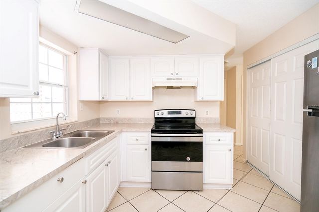 8033 MANVEL DRIVE, Port Richey, FL 34668