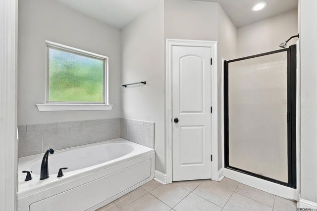 39193 Majestic Wood Ave, Gonzales, LA 70737