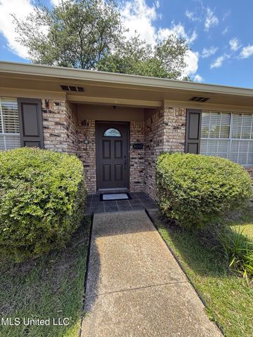 2246 Baywood Drive, Biloxi, MS 39532