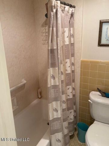 2246 Baywood Drive, Biloxi, MS 39532
