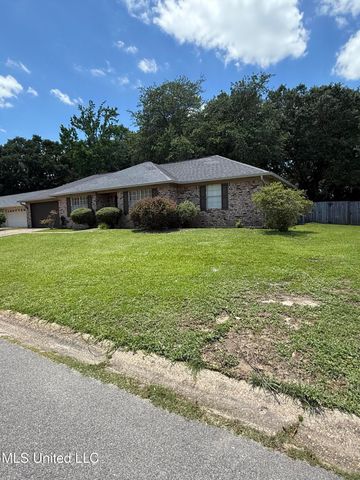 2246 Baywood Drive, Biloxi, MS 39532