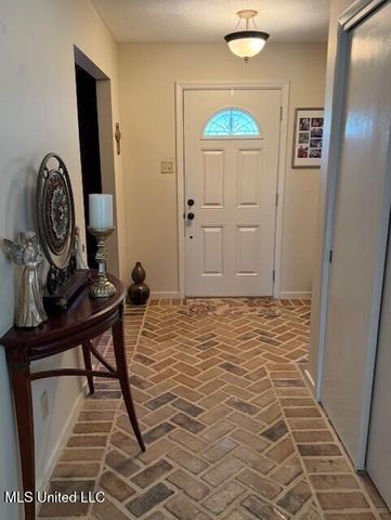 2246 Baywood Drive, Biloxi, MS 39532