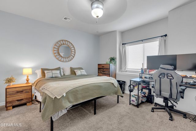 11352 Hidalgo Drive, Socorro, TX 79927